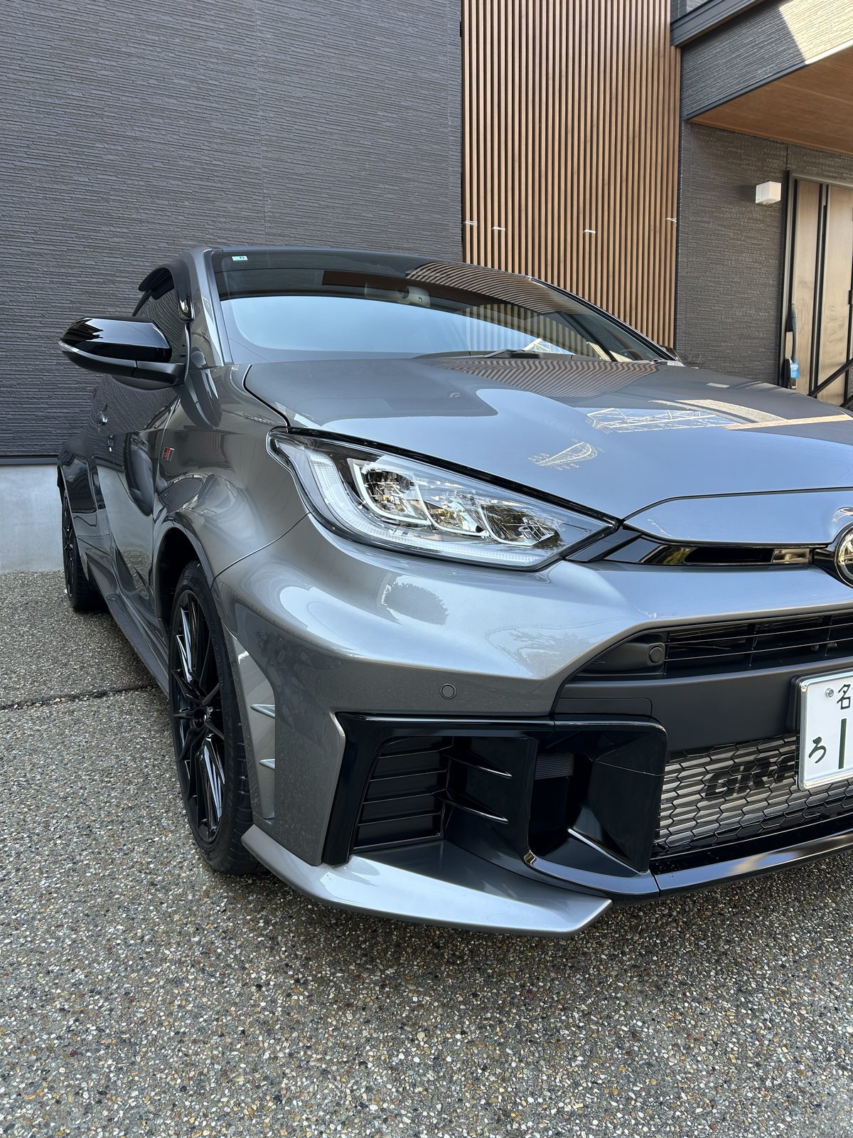 トヨタ GRヤリス リフレッシュ洗車+簡易コーティング 施工
